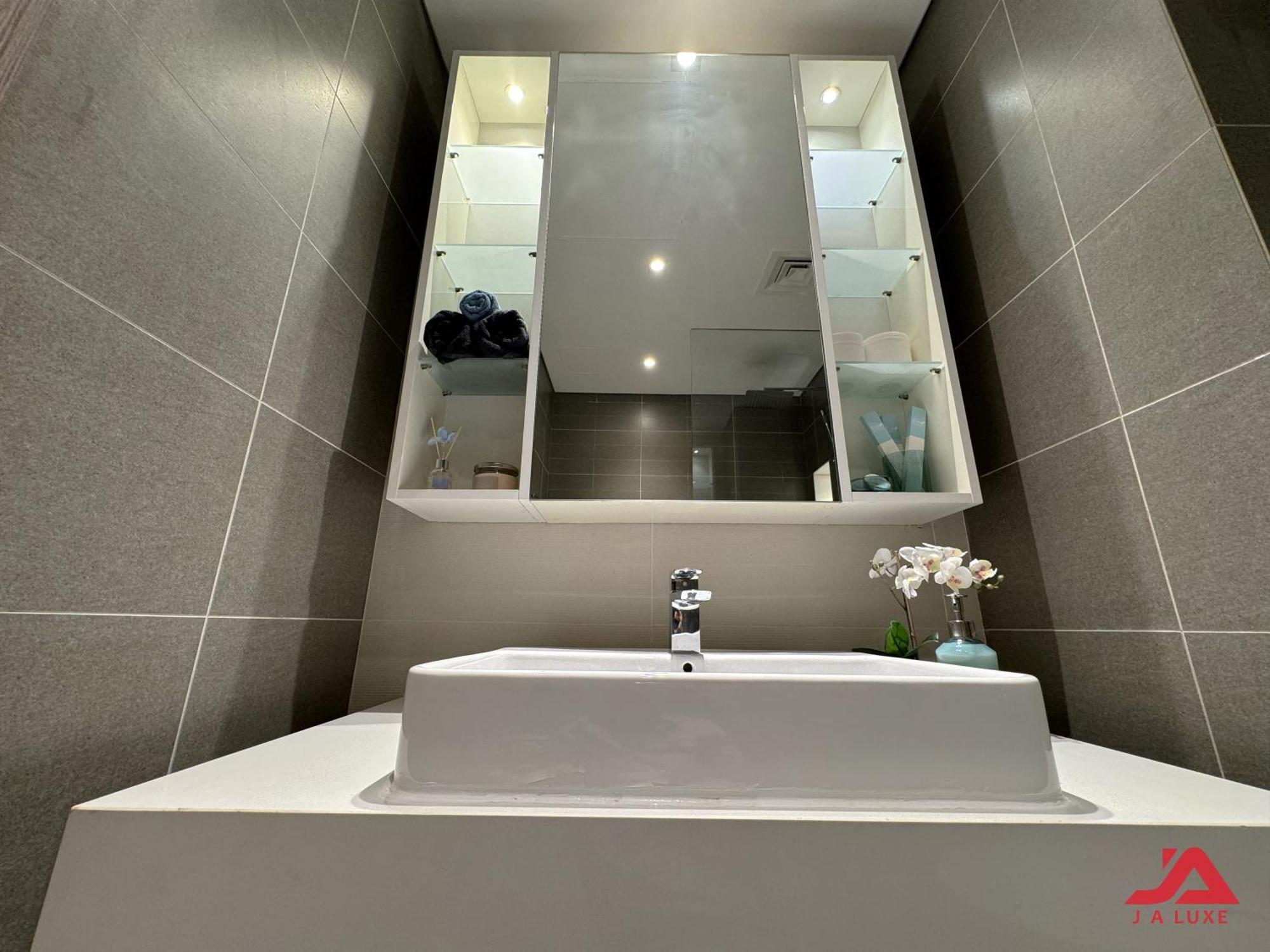 Cozy Sea View Apt In Liv Residence Tower, Dubai Marina Cozy Marina & Sea View Apt In Bay Central Tower With Modern Gym & Pool, Steps To Jbr Beach & Metro Exterior photo