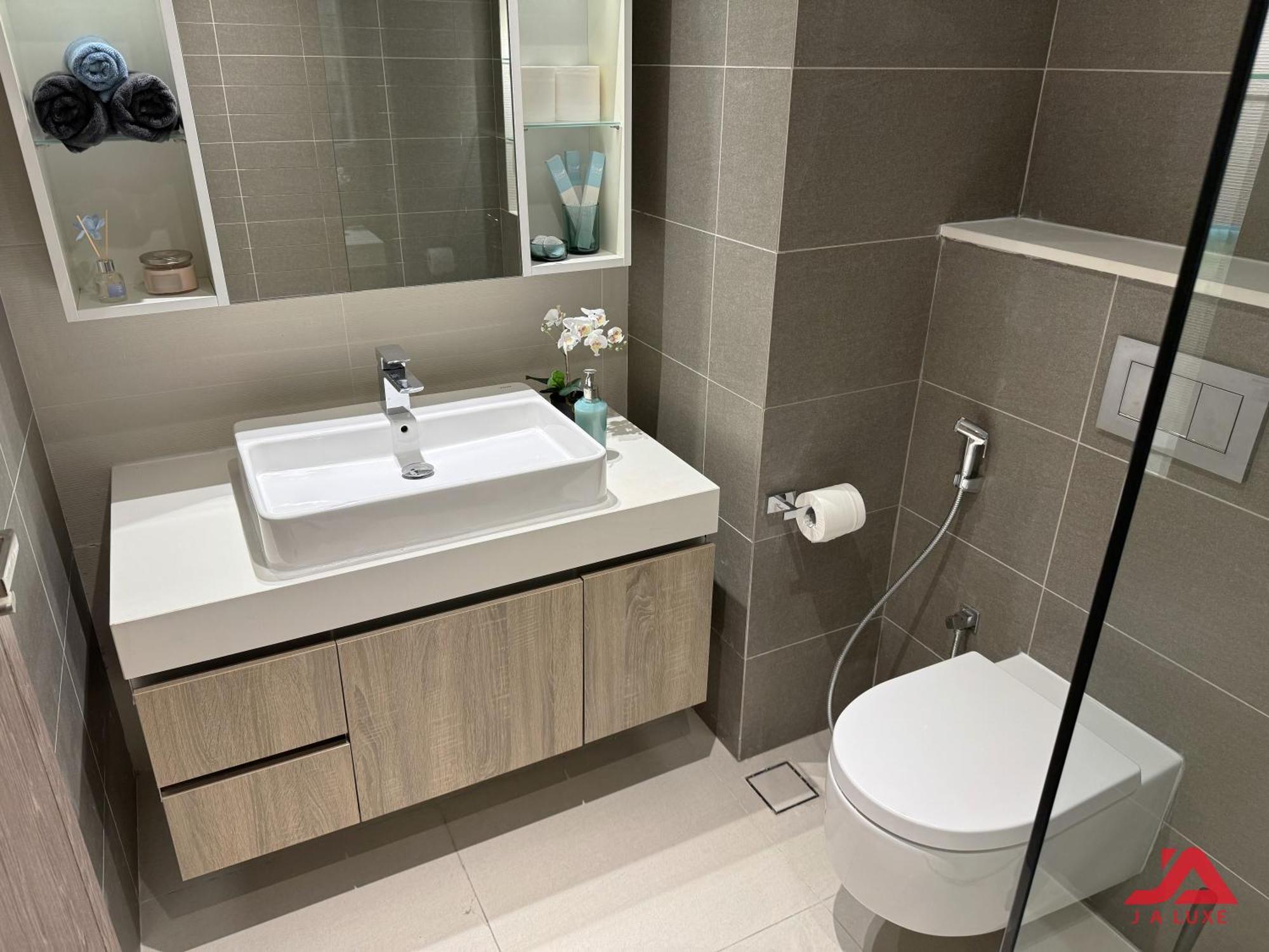 Cozy Sea View Apt In Liv Residence Tower, Dubai Marina Cozy Marina & Sea View Apt In Bay Central Tower With Modern Gym & Pool, Steps To Jbr Beach & Metro Exterior photo